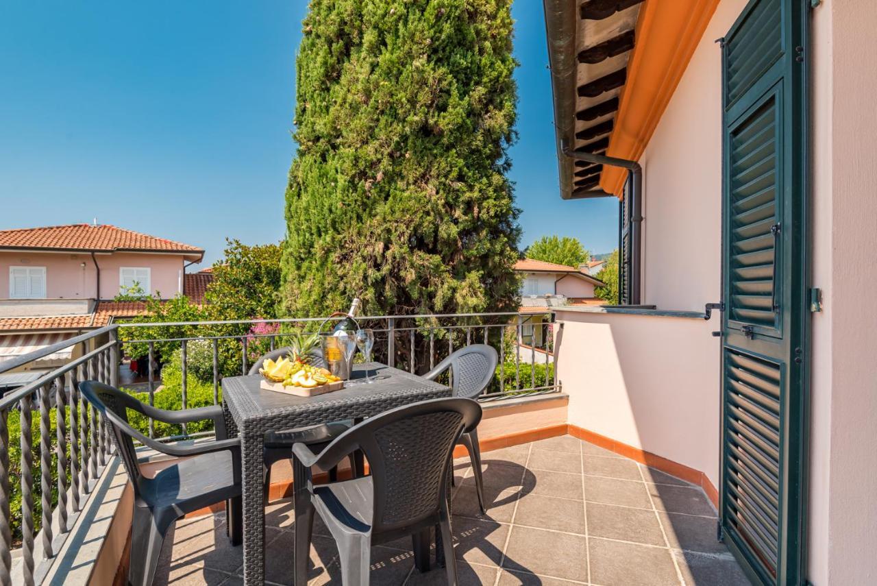 Hotel La Pietra Restaurant Fosdinovo Exteriér fotografie