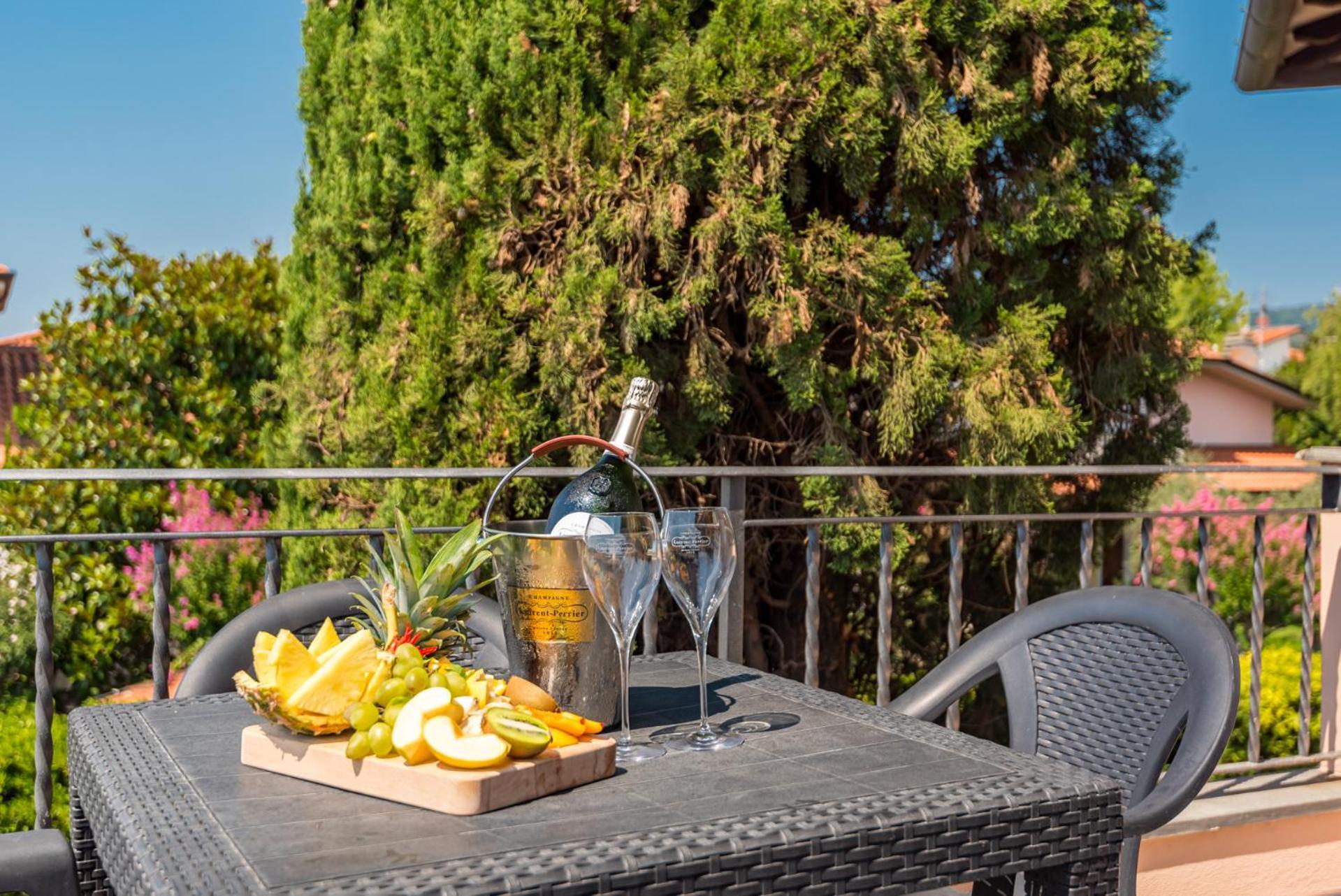 Hotel La Pietra Restaurant Fosdinovo Exteriér fotografie